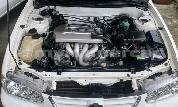 Acheter Occasion Voiture Toyota Camry Blanc à Chbar Mon, Kampong Speu Province Acheter Occasion Voiture Toyota Camry Blanc à Chbar Mon, Kampong Speu Province