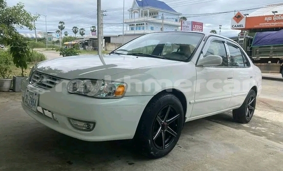 Acheter Occasion Voiture Toyota Camry Blanc à Chbar Mon, Kampong Speu Province Acheter Occasion Voiture Toyota Camry Blanc à Chbar Mon, Kampong Speu Province