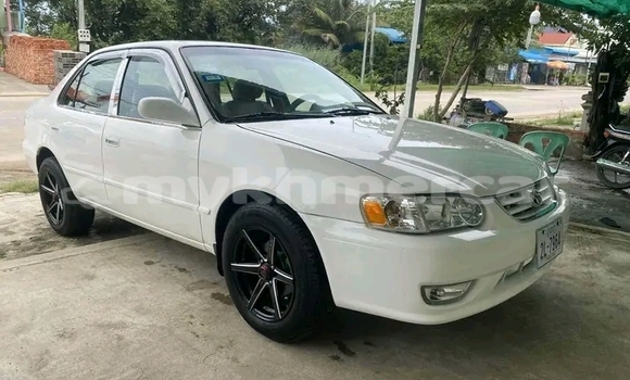 Acheter Occasion Voiture Toyota Camry Blanc à Chbar Mon, Kampong Speu Province Acheter Occasion Voiture Toyota Camry Blanc à Chbar Mon, Kampong Speu Province