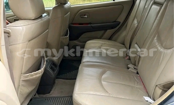 Acheter Occasion Voiture Lexus RX 300 Autre à Chbar Mon, Kampong Speu Province Acheter Occasion Voiture Lexus RX 300 Autre à Chbar Mon, Kampong Speu Province