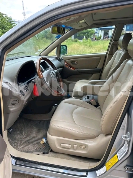 Big with watermark lexus rx 300 kampong speu province chbar mon 9387