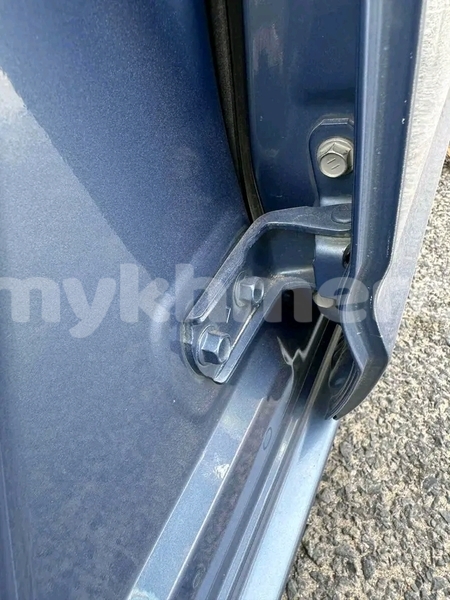 Big with watermark toyota prius kampong speu province chbar mon 9388