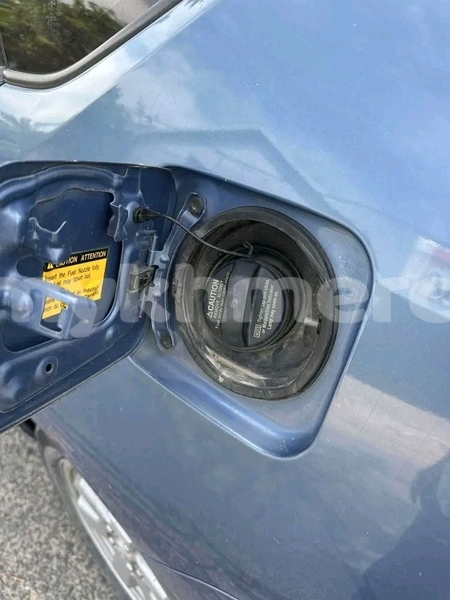 Big with watermark toyota prius kampong speu province chbar mon 9388