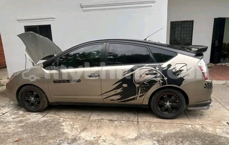 Big with watermark toyota prius kampong speu province chbar mon 9393