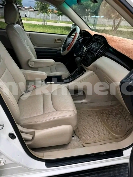 Big with watermark toyota highlander kampong speu province chbar mon 9395