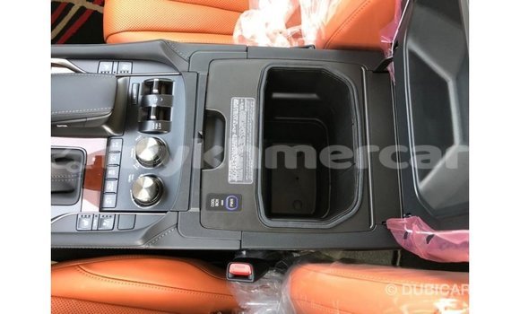 Acheter Import Voiture Lexus LX Blanc à Import - Dubai, Kampot Province Acheter Import Voiture Lexus LX Blanc à Import - Dubai, Kampot Province