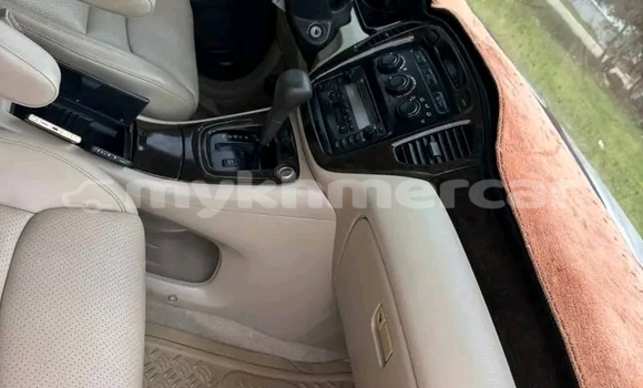 Acheter Occasion Voiture Toyota Highlander Blanc à Chbar Mon, Kampong Speu Province Acheter Occasion Voiture Toyota Highlander Blanc à Chbar Mon, Kampong Speu Province