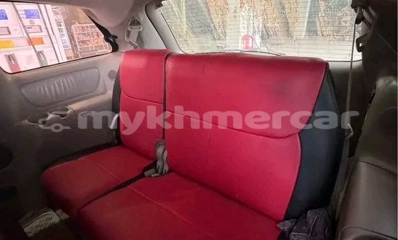 Acheter Occasion Voiture Toyota Prius Blanc à Chbar Mon, Kampong Speu Province Acheter Occasion Voiture Toyota Prius Blanc à Chbar Mon, Kampong Speu Province