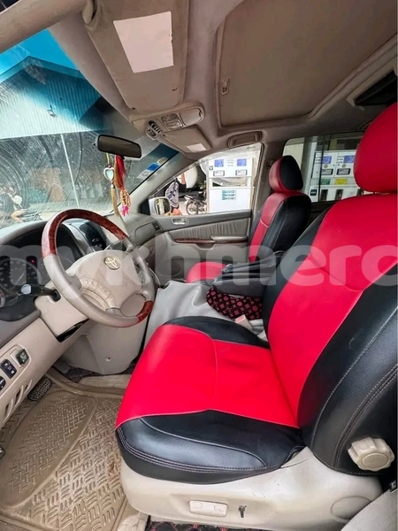 Big with watermark toyota prius kampong speu province chbar mon 9397