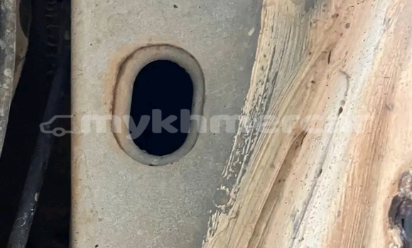 Acheter Occasion Voiture Toyota Corolla Blanc à Chbar Mon, Kampong Speu Province Acheter Occasion Voiture Toyota Corolla Blanc à Chbar Mon, Kampong Speu Province