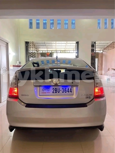 Big with watermark toyota prius kampong speu province chbar mon 9399