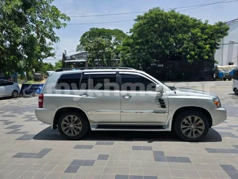 Big with watermark toyota highlander kampong speu province chbar mon 9400