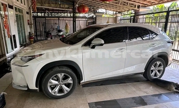 Acheter Occasion Voiture Mercedes-Benz A200 Blanc à Chbar Mon, Kampong Speu Province Acheter Occasion Voiture Mercedes-Benz A200 Blanc à Chbar Mon, Kampong Speu Province