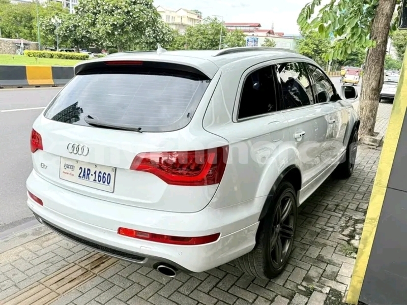 Big with watermark audi q7 kampong speu province chbar mon 9404