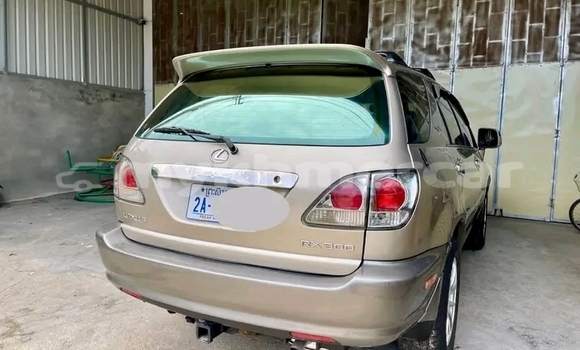 Acheter Occasion Voiture Lexus RX 350 Autre à Chbar Mon, Kampong Speu Province Acheter Occasion Voiture Lexus RX 350 Autre à Chbar Mon, Kampong Speu Province