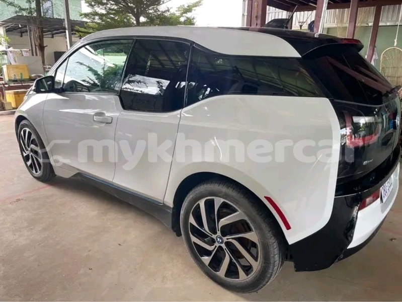 Big with watermark bmw 3er kampong speu province chbar mon 9407