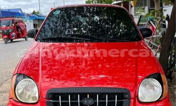 Acheter Occasion Voiture Toyota Prius Rouge à Chbar Mon, Kampong Speu Province Acheter Occasion Voiture Toyota Prius Rouge à Chbar Mon, Kampong Speu Province