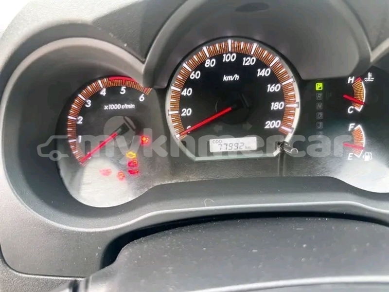 Big with watermark toyota hiluxe vigo kampong speu province chbar mon 9414