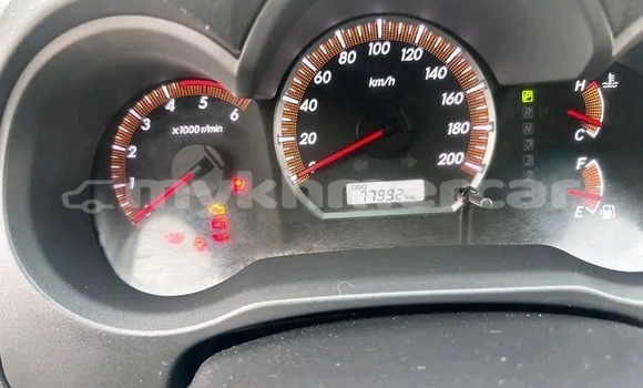 Buy Used Toyota Hiluxe VIGO Other Car in Chbar Mon in Kampong Speu Province