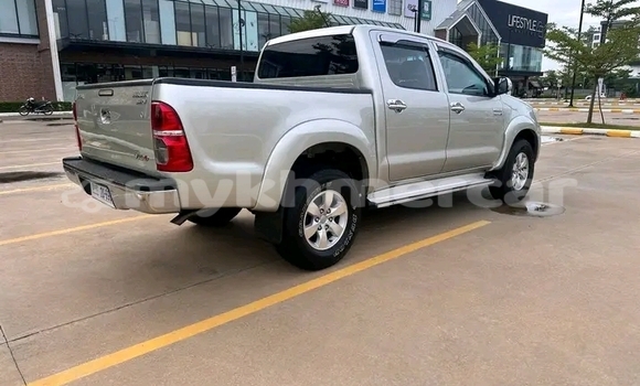 Acheter Occasion Voiture Toyota Hiluxe VIGO Autre à Chbar Mon, Kampong Speu Province Acheter Occasion Voiture Toyota Hiluxe VIGO Autre à Chbar Mon, Kampong Speu Province