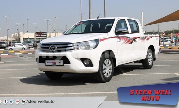 Buy Import Toyota Hilux White Car in Import - Dubai in Kampot Province Buy Import Toyota Hilux White Car in Import - Dubai in Kampot Province