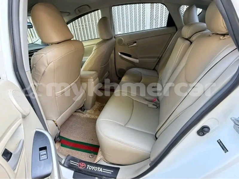 Big with watermark toyota prius preah vihear province cheom ksan 9584