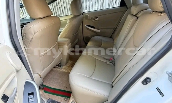Buy Used Toyota Prius White Car in Cheom Ksan in Preah Vihear Province Buy Used Toyota Prius White Car in Cheom Ksan in Preah Vihear Province