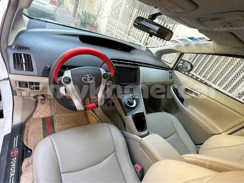 Big with watermark toyota prius preah vihear province cheom ksan 9584