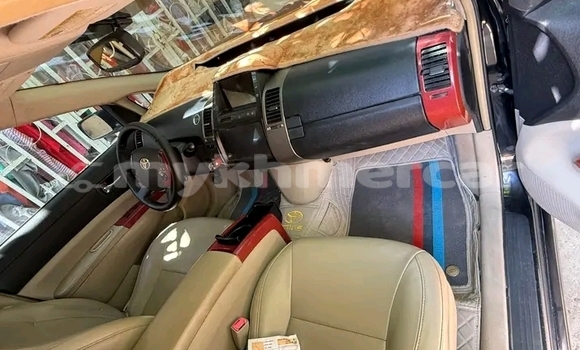 Buy Used Toyota Prius Black Car in Chbar Mon in Kampong Speu Province Buy Used Toyota Prius Black Car in Chbar Mon in Kampong Speu Province