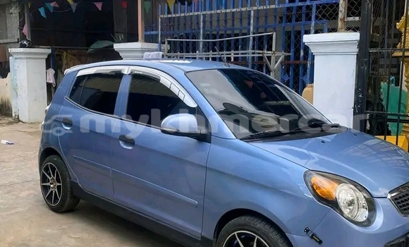 Buy Used Toyota Prius Other Car in Chbar Mon in Kampong Speu Province Buy Used Toyota Prius Other Car in Chbar Mon in Kampong Speu Province