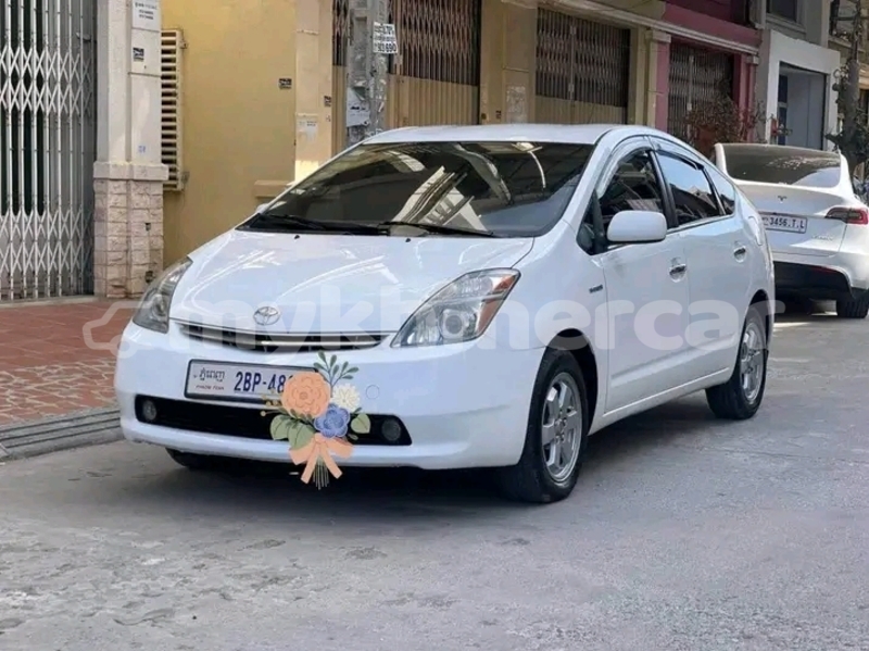 Big with watermark toyota prius kampong speu province chbar mon 9594