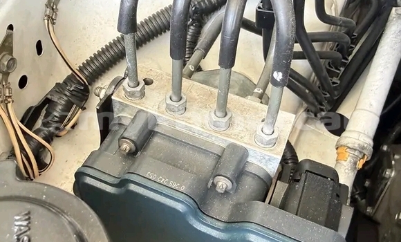 Buy Used Toyota Camry White Car in Chbar Mon in Kampong Speu Province Buy Used Toyota Camry White Car in Chbar Mon in Kampong Speu Province