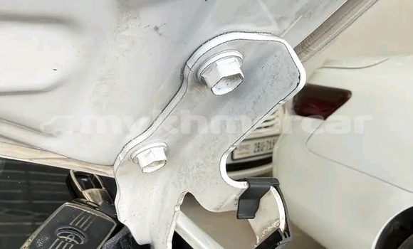 Buy Used Toyota Camry White Car in Chbar Mon in Kampong Speu Province Buy Used Toyota Camry White Car in Chbar Mon in Kampong Speu Province