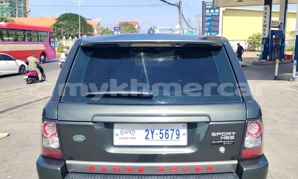 Buy Used Range Rover Range Rover White Car in Chbar Mon in Kampong Speu Province Buy Used Range Rover Range Rover White Car in Chbar Mon in Kampong Speu Province