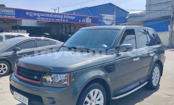 Buy Used Range Rover Range Rover White Car in Chbar Mon in Kampong Speu Province Buy Used Range Rover Range Rover White Car in Chbar Mon in Kampong Speu Province