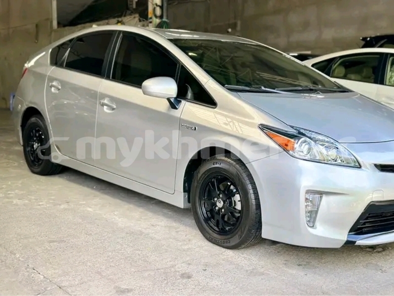 Big with watermark toyota prius kampong cham province kampong cham 9601