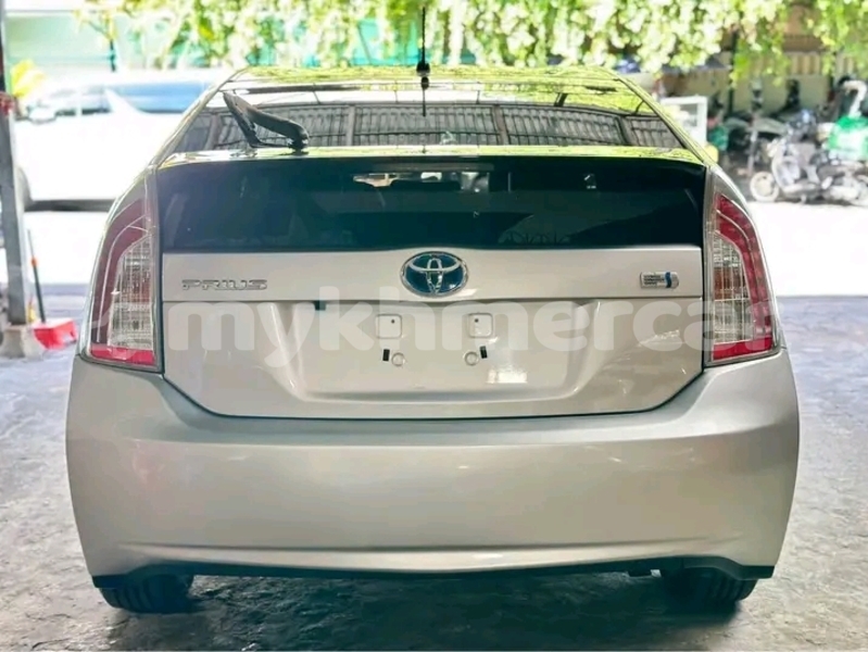 Big with watermark toyota prius kampong cham province kampong cham 9601