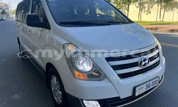 Buy Used Hyundai H1 White Car in Chbar Mon in Kampong Speu Province Buy Used Hyundai H1 White Car in Chbar Mon in Kampong Speu Province