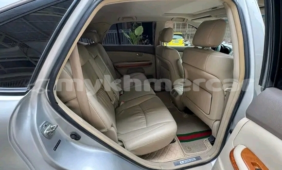 Buy Used Lexus LX 570 Other Car in Chbar Mon in Kampong Speu Province Buy Used Lexus LX 570 Other Car in Chbar Mon in Kampong Speu Province