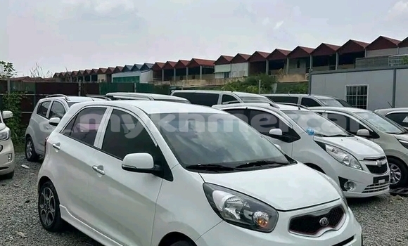 Buy Used Kia Morning White Car in Kampong Chhnang in Kampong Chhnang Province Buy Used Kia Morning White Car in Kampong Chhnang in Kampong Chhnang Province