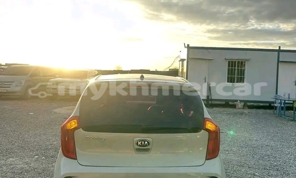 Buy Used Kia Morning White Car in Ta Khmau in Kandal Province Buy Used Kia Morning White Car in Ta Khmau in Kandal Province