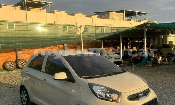 Buy Used Kia Morning White Car in Ta Khmau in Kandal Province Buy Used Kia Morning White Car in Ta Khmau in Kandal Province