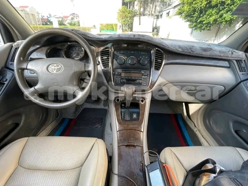 Big with watermark toyota highlander kampot province kampot 9612
