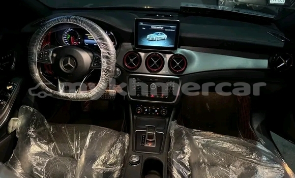 Buy Used Mercedes-Benz C180 coupe Black Car in Chbar Mon in Kampong Speu Province Buy Used Mercedes-Benz C180 coupe Black Car in Chbar Mon in Kampong Speu Province