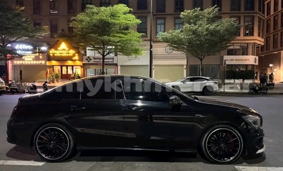 Buy Used Mercedes-Benz C180 coupe Black Car in Chbar Mon in Kampong Speu Province Buy Used Mercedes-Benz C180 coupe Black Car in Chbar Mon in Kampong Speu Province