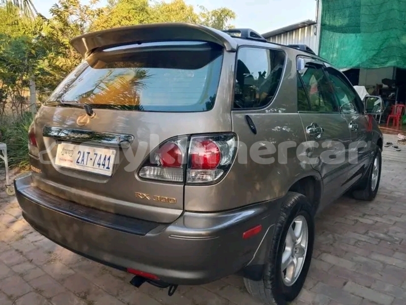 Big with watermark lexus rx 300 kampong speu province chbar mon 9620