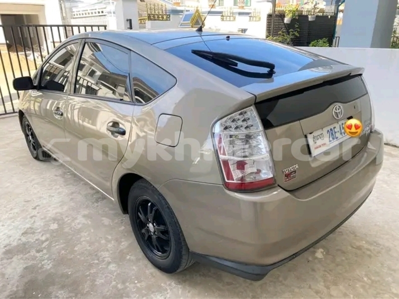 Big with watermark toyota prius kampong speu province chbar mon 9621