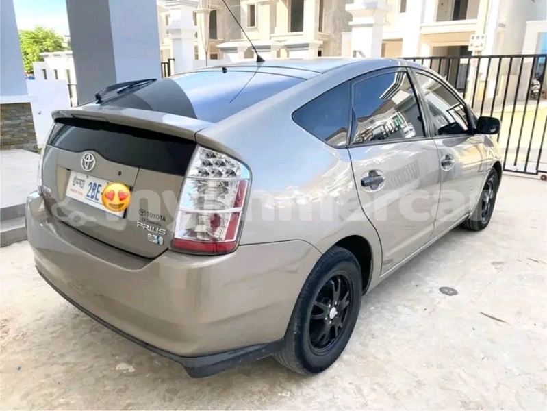 Big with watermark toyota prius kampong speu province chbar mon 9621