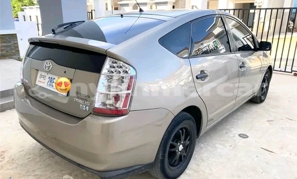Buy Used Toyota Prius Other Car in Chbar Mon in Kampong Speu Province Buy Used Toyota Prius Other Car in Chbar Mon in Kampong Speu Province