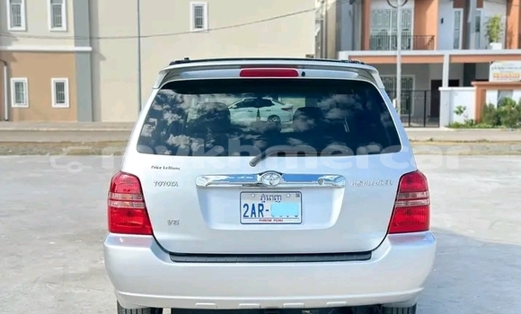 Buy Used Toyota Highlander Other Car in Chbar Mon in Kampong Speu Province Buy Used Toyota Highlander Other Car in Chbar Mon in Kampong Speu Province